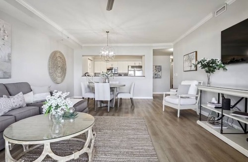 Jacksonville Beach Condo | Oceania 302 Beachfront Condo Ocean Views Pool & Gym Jacksonville Beach