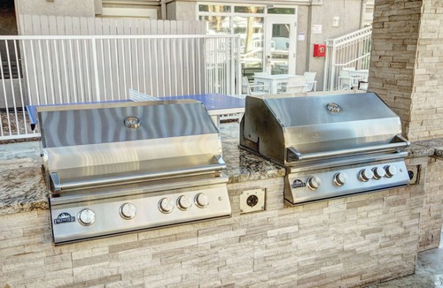 Las Vegas Resort | OFFICIAL LISTING | Wyndham - Desert Rose 2 Bed Suite Near Strip w/Full Kitchen