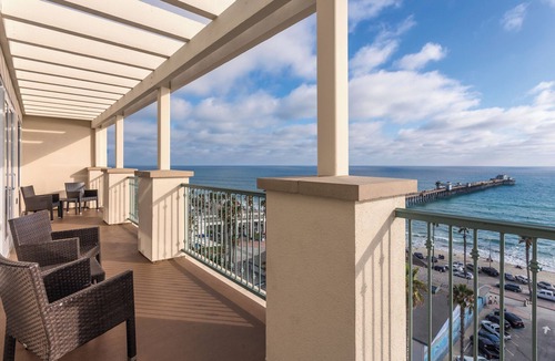 Townsite Resort | OFFICIAL LISTING | Wyndham - Oceanside Pier Resort 1BR w/Beach Access & Pool!