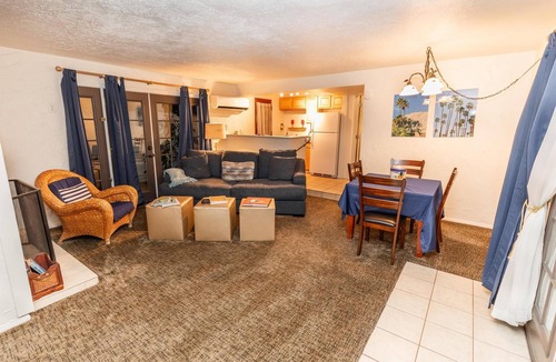Historic Tennis Club House | Old Ranch Inn - Adults Only