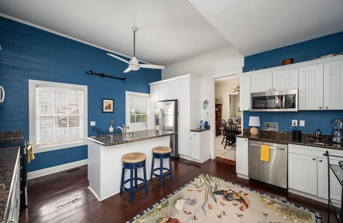 Key West Historic District House | Old Town Caribbean Estate Key West - Great for Groups - Private Pool - Sleeps 21