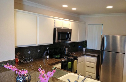 Huntington Beach Condo | On PCH with Oceanview Huntington Beach Condo - 6 bocks to Downtown