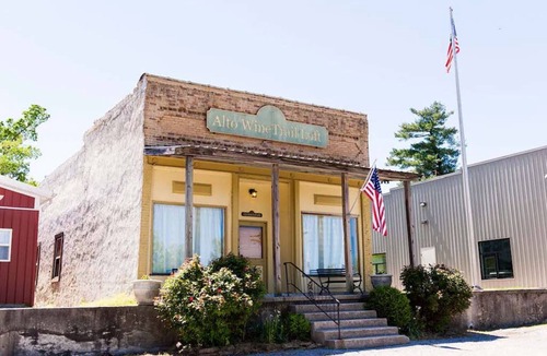 Alto Pass House | * On the Wine Trail * Hot Tub * Wi-Fi *
