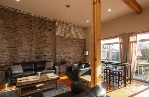 Alto Pass House | * On the Wine Trail * Hot Tub * Wi-Fi *