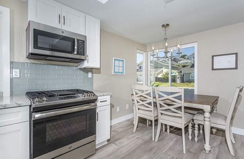Aviara House | ~OPEN 8-24 to 28! Ocean View! Pool & Spa, Pets OK, Gated by Beach!~