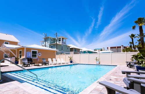 Panama City Beach Villa | Panama City Beach Pet Friendly One Bedroom Villa- Unit-10