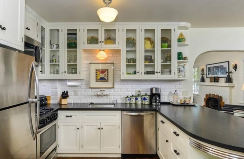 Park West Apartment | Park House in Walkable Banker's Hill