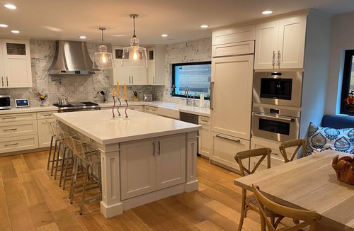 Beach Barber Tract House | Peaceful beach house, walking distance to WindnSea beach.