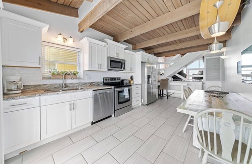 Melbourne Beach House | Peaceful Beachfront Oasis- Walk onto the sand!