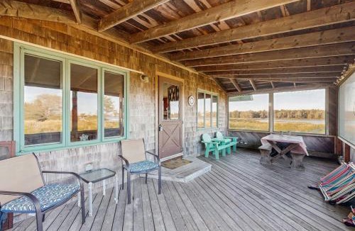 Owls Head House | Peaceful coastal cabin with screened porch, water view of the cove, dog-friendly