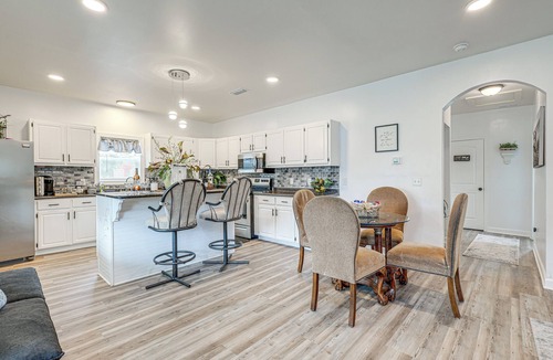 West Pensacola House | Pensacola Home on 1 Acre w/ Large Yard & Grill!