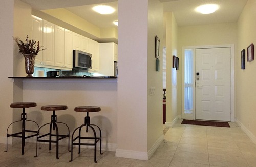 Navarre Beach Condo | PENTHOUSE 17th floor w. free Beach Service (chairs/umbrella) included!