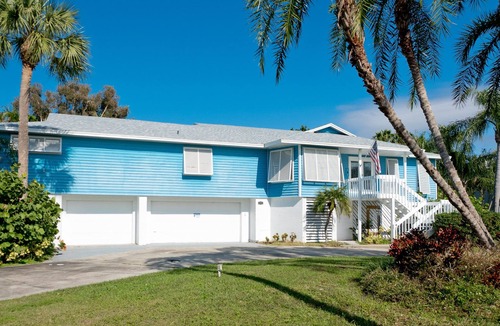 Whitney Beach House | Perfect location for a variety of guests!