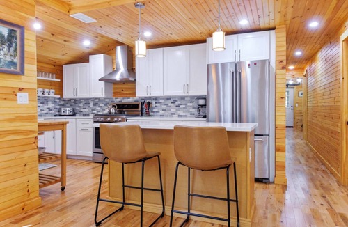 Belgrade House | Perfect Maine Getaway in a Recently Renovated Cabin!