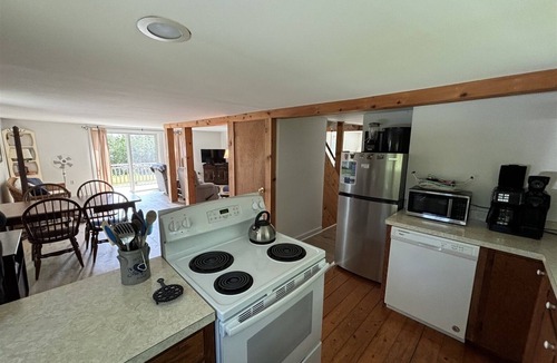 Northport Cabin | PERIWINKLE COTTAGE - Town of Northport - Bayside Village