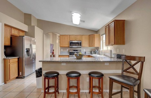 Silverado Ranch House | Pet-Friendly 3B Vegas Rental | Sleeps 8 | Families, Groups & Nurses Wellcome!