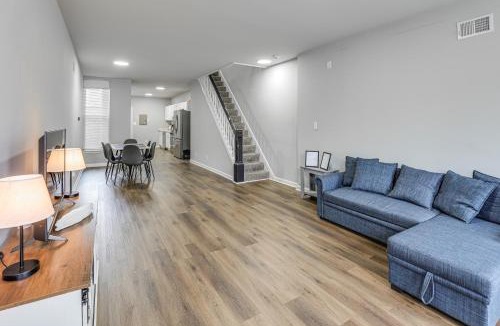 Downtown Baltimore House | Pet-Friendly 3BR Rowhouse: Walk to Patterson Park!