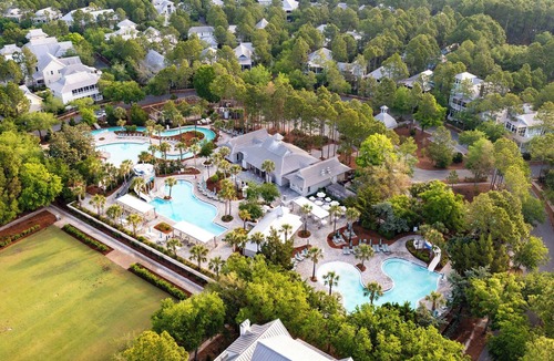 Forest District House | Pet Friendly Designer Home with Private Pool, Golf Cart and Bikes