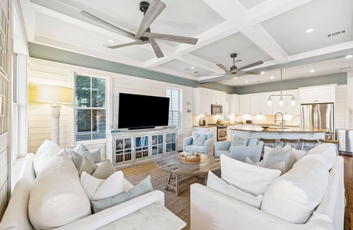 Watercolor House | Pet Friendly, LSV/Golf Cart, Near to Sandhill Pool