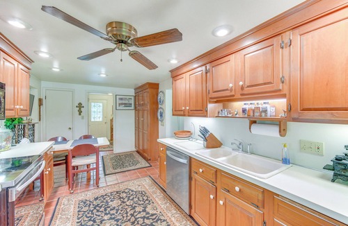 Palmyra House | Pet-Friendly Lebanon Vacation Rental on 6 Acres!