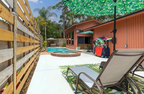 Pinecraft Villa | Pet Friendly Tropical Villa, Heated Salt Pool