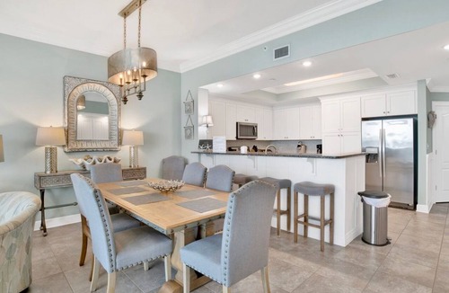 Gulf Shores Condo | Phoenix Gulf Shores 1002 Luxury Beach Front Condo, Oversized, Wet Bar, Pool!