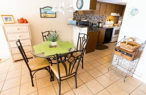 Sunnyside Condo | Pinnacle Port B2607 Spectacular Sun rises/Sunsets Look Last Minute Savings