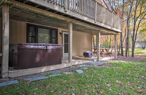 Lake Harmony Estates Cabin | Poconos Home w/ Hot Tub, Walk to Lake Harmony