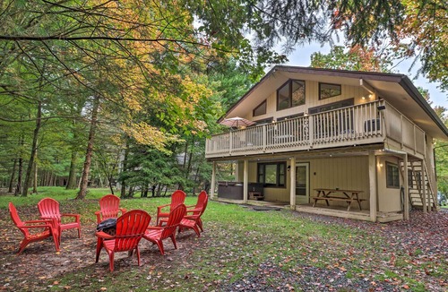 Lake Harmony Estates Cabin | Poconos Home w/ Hot Tub, Walk to Lake Harmony