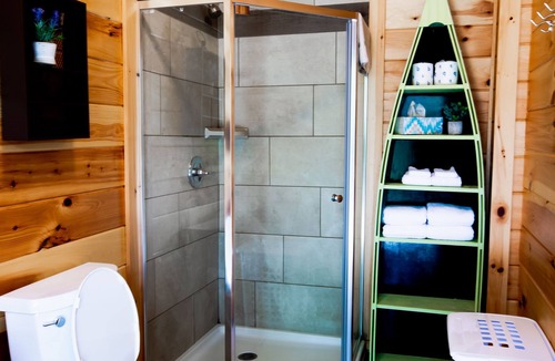 Bingham Cottage | Private 2-Person Cottage Overlooking Wyman Lake - Unit 15