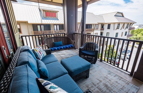 Lakeside at Blue Mountain Beach Condo | PRIVATE BEACH ACCESS, Sleeps 10