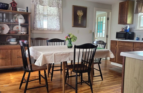 Warren House | Private house all yours! Open year round!