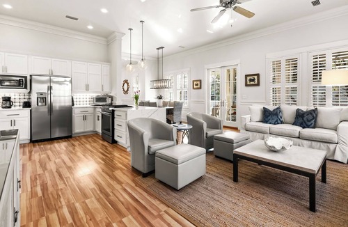 Cottage District House | Private Pool in WaterColor, LSV, 3 Min to Beach Club, next to Seaside