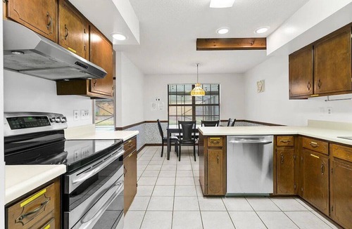 Niceville House | Private Pool | Sleeps 11 | Sunny Side Retreat | Bluewater Bay