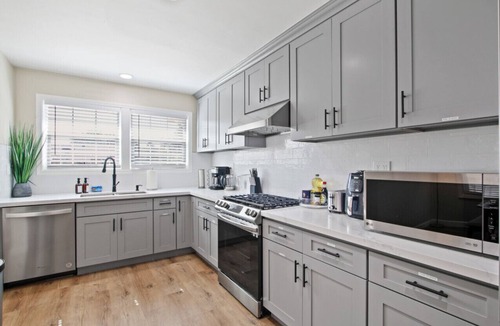 Pomona Apartment | Private, Spacious Home minutes away from Ontario Airport with Parking