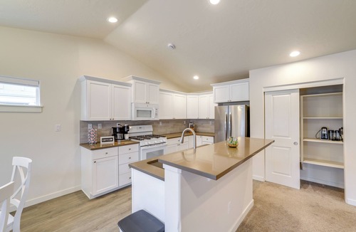 Middleton House | Private Suburban Hideaway 10 Mi to Dtwn Nampa!