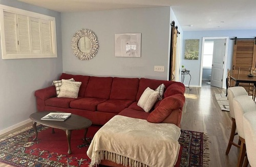 Camden House | Pura Vida | A Calm Apt Escape Minutes from Camden