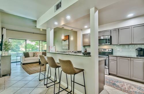 Sandestin House | Quiet Beachside retreat w/Golfcart included - close proximity to everything!