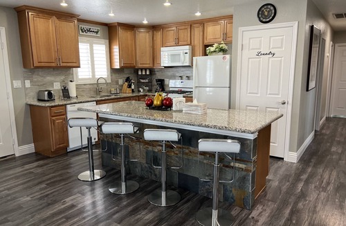 Las Vegas House | Quiet single floor house nearby Las Vegas Blvd W private pool optional heated.