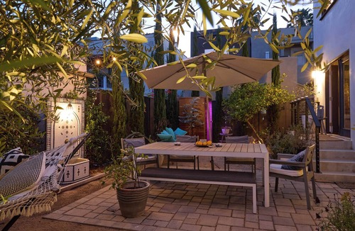 Mid City House | Rare California garden apt, w/Moroccan tile fountain and outdoor Infrared sauna