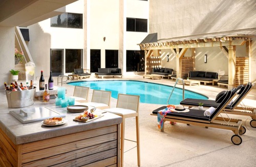 Calabasas House | Relax and Unwind! 4 Convenient Units, Dog-friendly Property, Outdoor Pool!