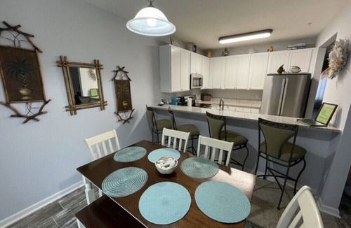 Gulf Shores Condo | Relax.Unwind.Get in a flip flop state of mind!