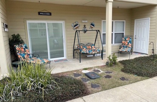 Gulf Shores Condo | Relax.Unwind.Get in a flip flop state of mind!