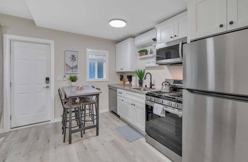 South Oceanside Condo | Relax & Unwind | Tower 9 Retreat Steps to Beach
