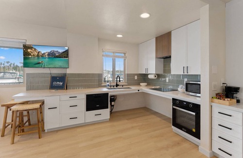 Townsite Condo | Relaxation is for Everyone, Book Accessible ADA Friendly, Large Patio Views of Marina