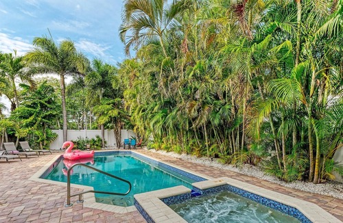 Tierra Verde House | Relaxed, spacious hideaway in Tierra Verde, near everything!