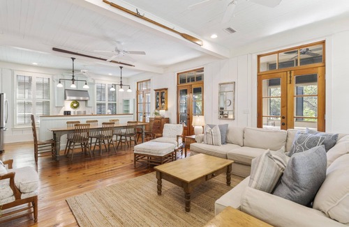 Watercolor House | Relaxing WaterColor Retreat with LSV and near Beach Club and Amenities