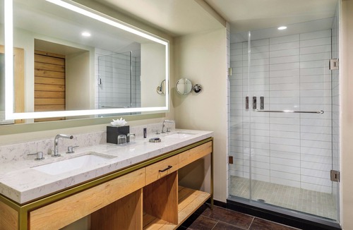 Hamilton District Hotel | Renaissance Allentown Hotel
