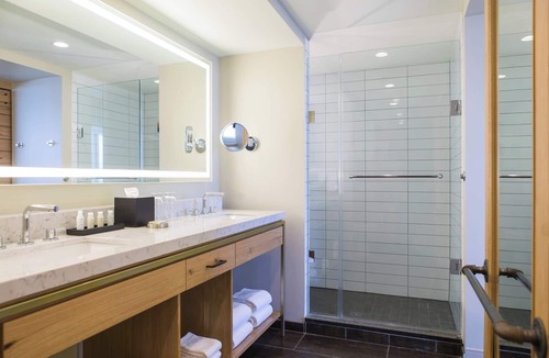Hamilton District Hotel | Renaissance Allentown Hotel