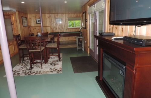 Ellsworth House | Renting Saturday to Saturday Charming Waterfront House near Acadia National Park